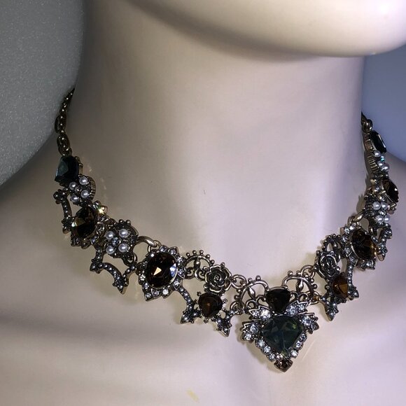 CHLOE + ISABEL Victorian Midnight Heirloom Collar - N665MBG - Picture 2 of 7